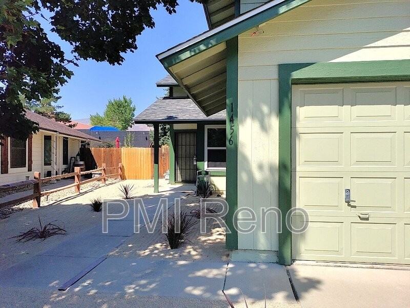 1456 Canyon Creek Rd - Photo 3 of 24