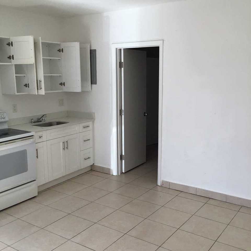 663 SW 4 Ave - RMS - Photo 3 of 5