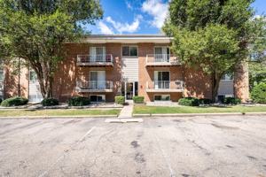 featured image of 2901 W Cannes Dr