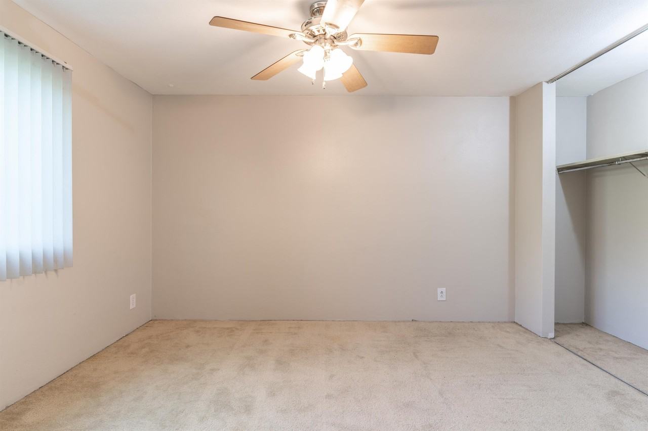 2901 West Cannes Drive - Photo 4 of 9