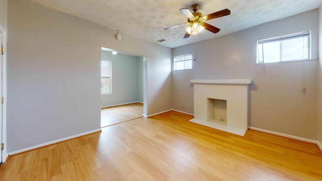 2610 Woodburn Avenue - Photo 2 of 9