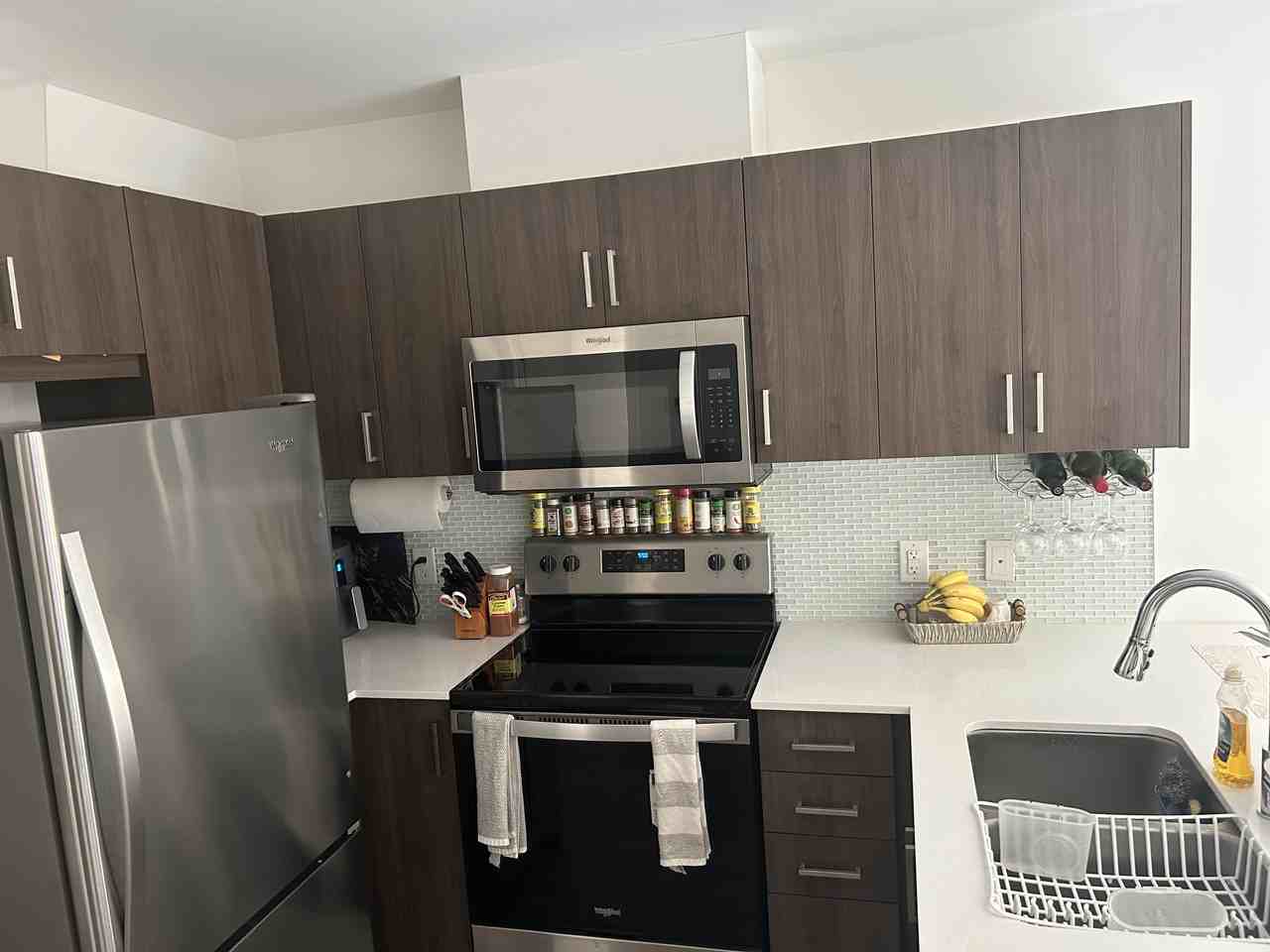 467 Charlton Avenue East #402 - Photo 2 of 12