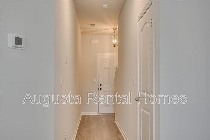 4315 Newland St - Photo 5 of 35