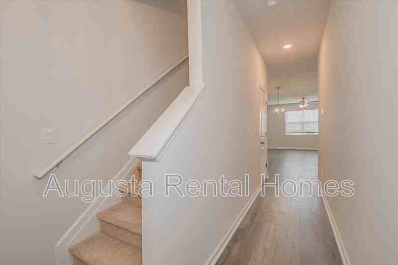4315 Newland St - Photo 6 of 35