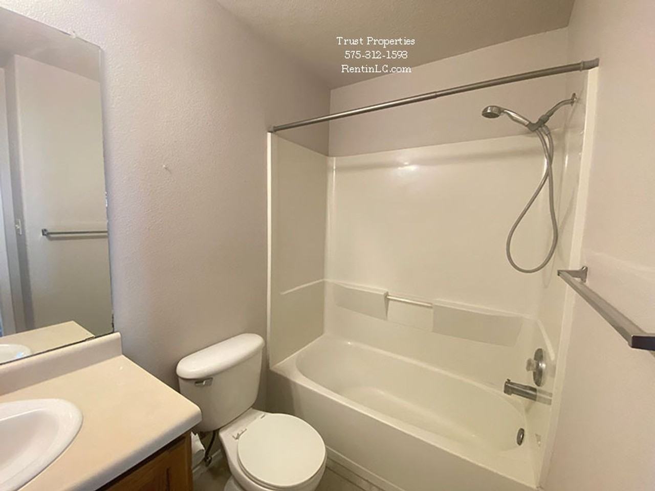 940 Gilmer Way - Photo 6 of 9