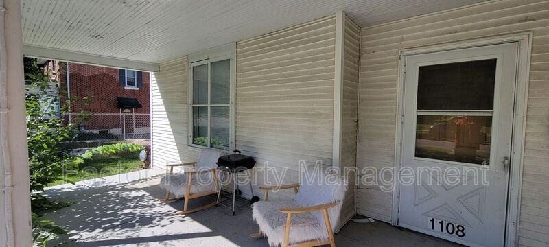 1108 N 6th St - Photo 2 of 10