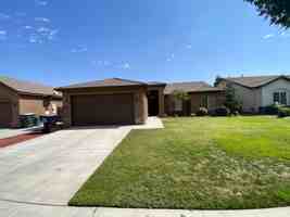 featured image of 2346 N Crowe St