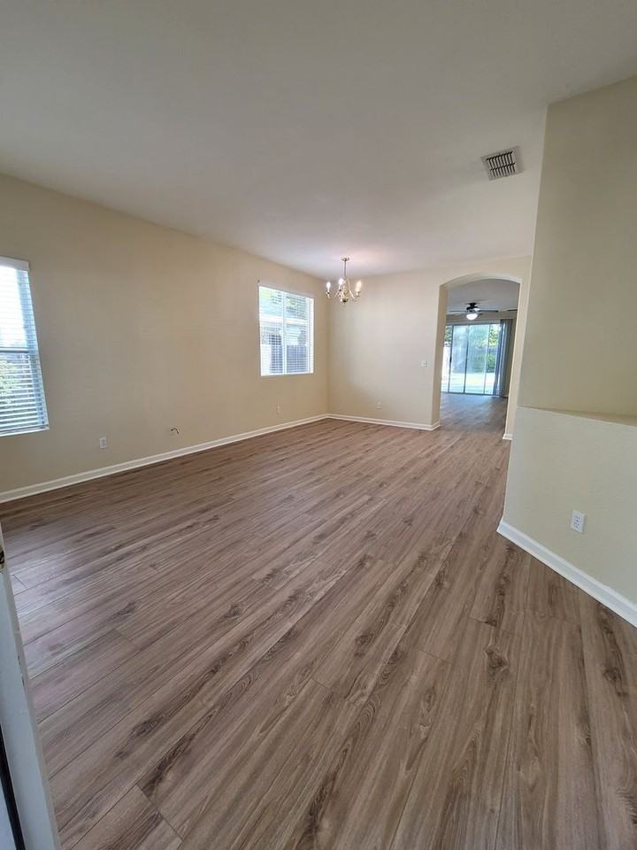 380 Groth Cir - Photo 2 of 23