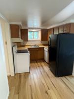 featured image of 709 Cowdin Dr