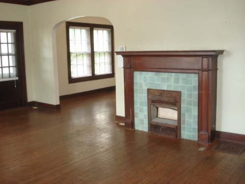 321 S Eagleson Ave - Photo 4 of 8