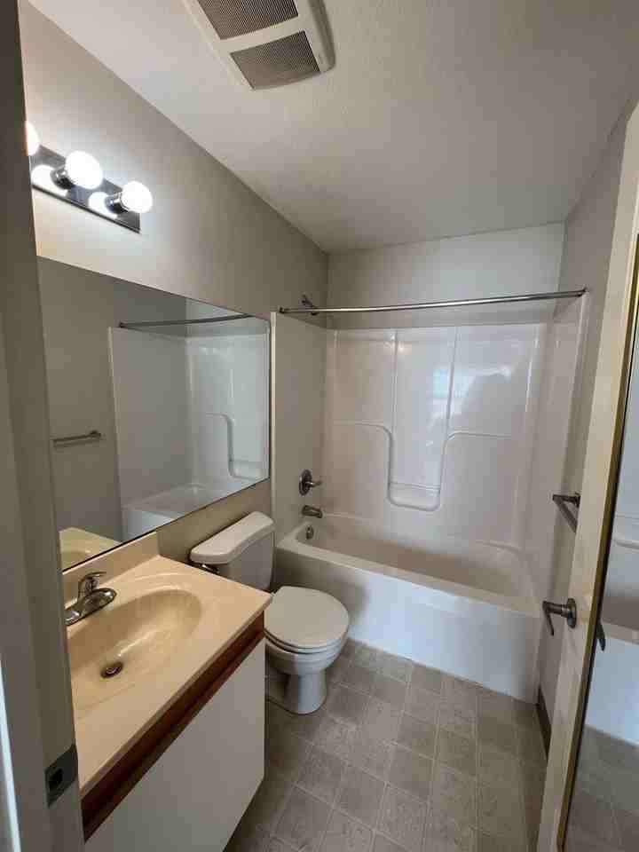 515 #203 - Photo 7 of 14