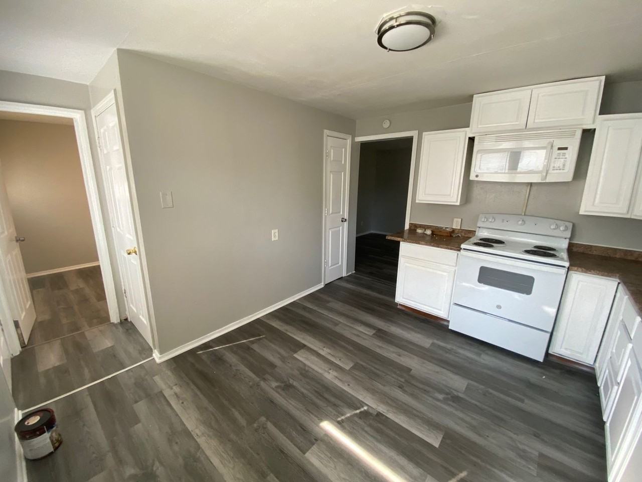 4203 Oakwood Ave - Photo 3 of 22