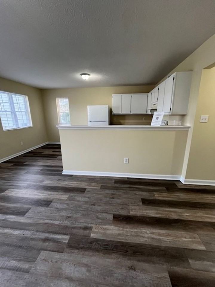 164 Grinder Ct - Photo 2 of 13