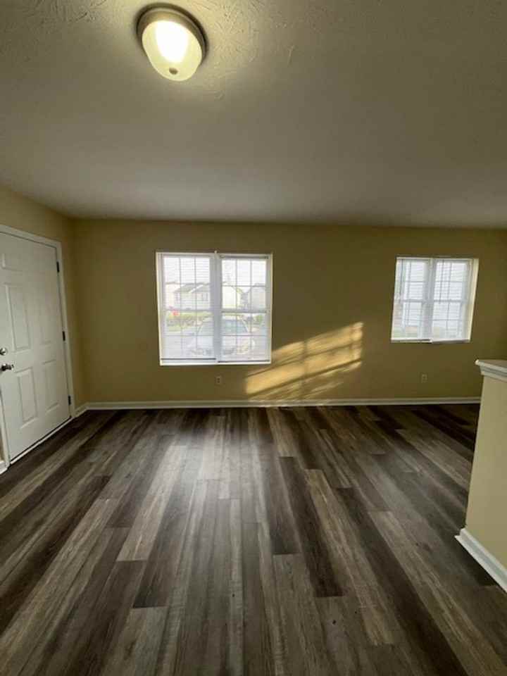164 Grinder Ct - Photo 3 of 13