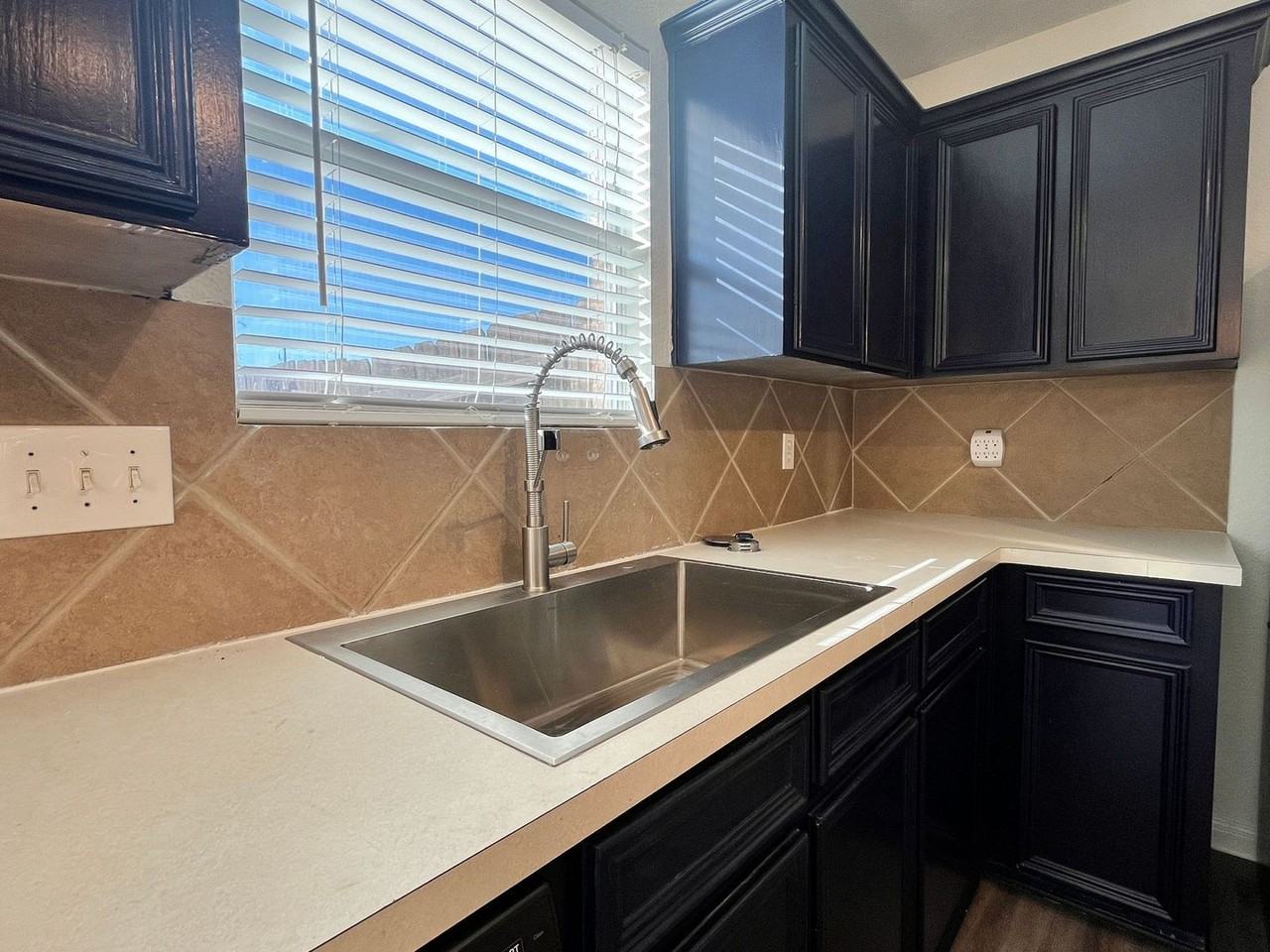 4206 Rambling Range Dr - Photo 7 of 27