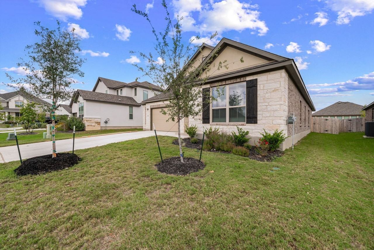 29747 Slate Crk - Photo 3 of 25