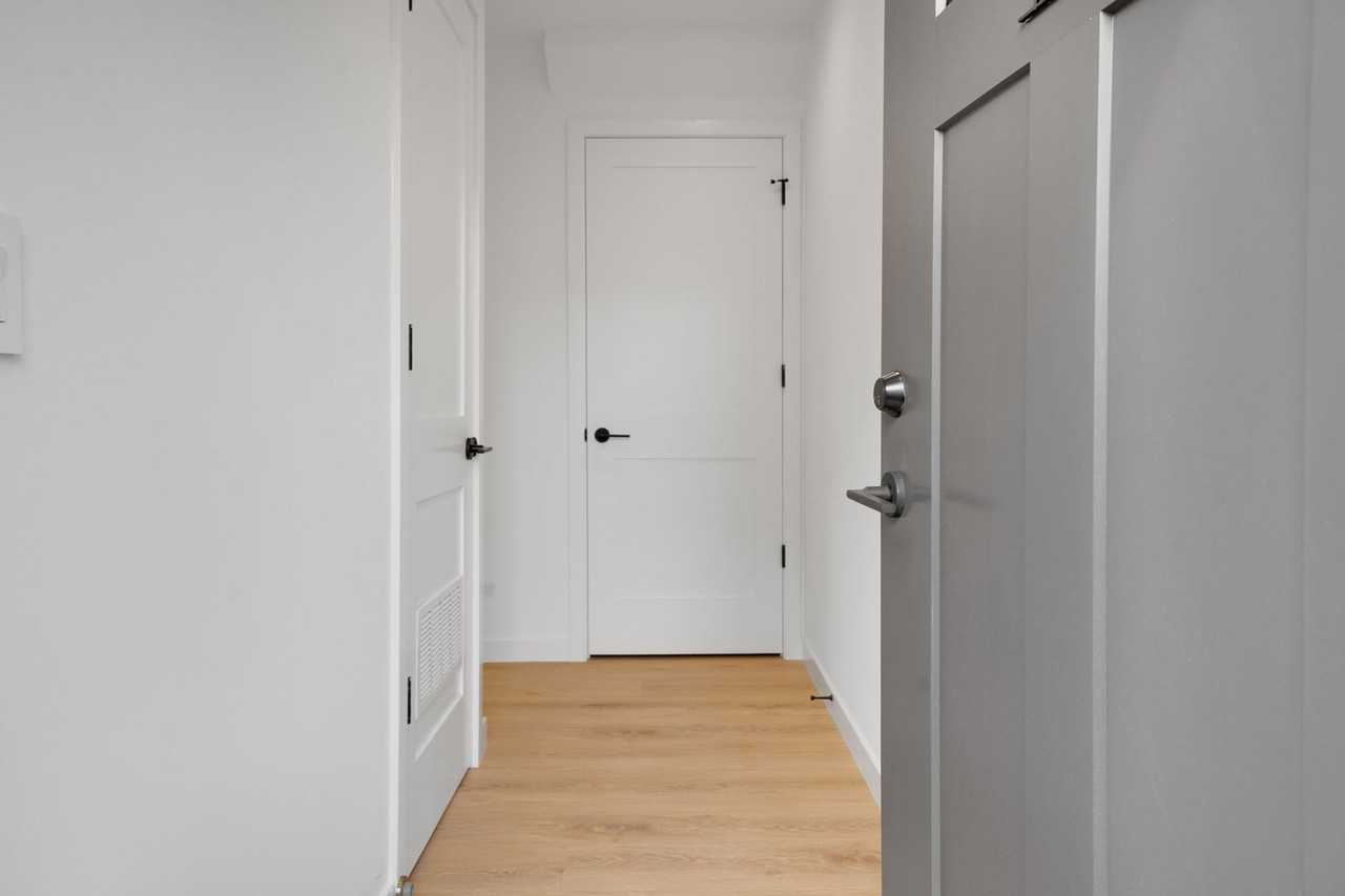 1483 20th Ave - Photo 2 of 37