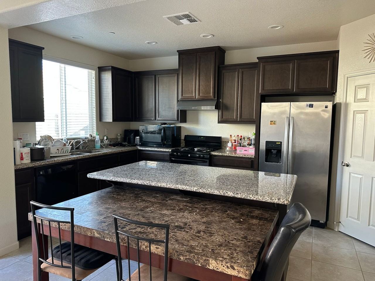 2460 North Fallbrook Drive - Photo 3 of 30