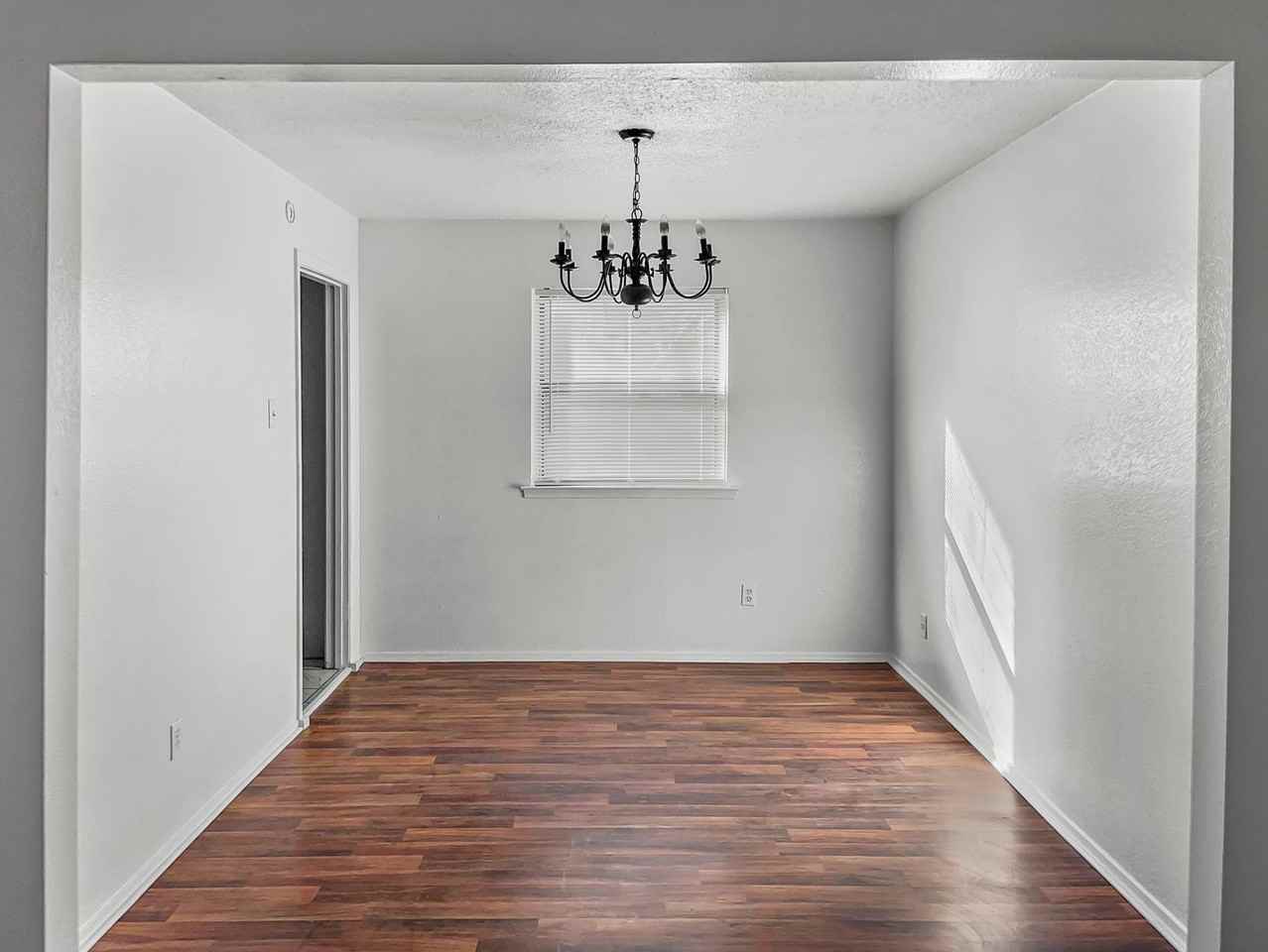 2649 Peavy Rd - Photo 2 of 18