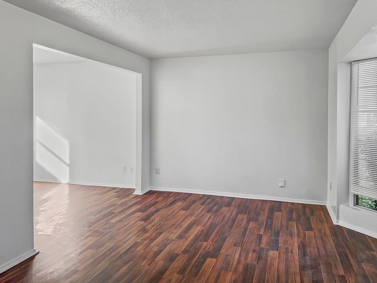 2649 Peavy Rd - Photo 3 of 18