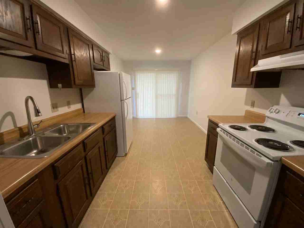 157 Maple Grove Way - Photo 6 of 43