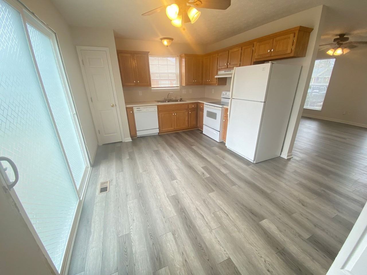 708 Vincent-Cason Avenue - Photo 2 of 16