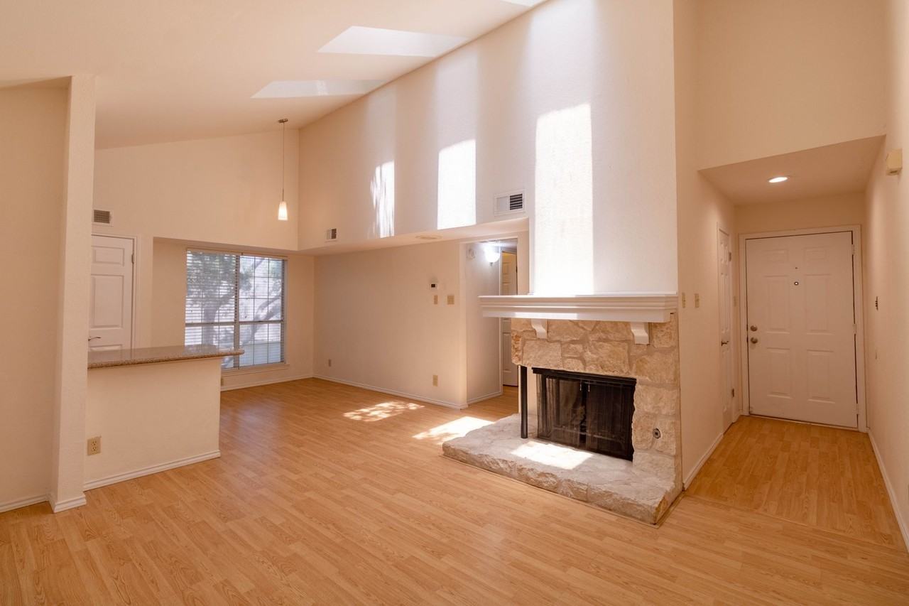 3809 Spicewood Springs Rd #253 - Photo 5 of 24