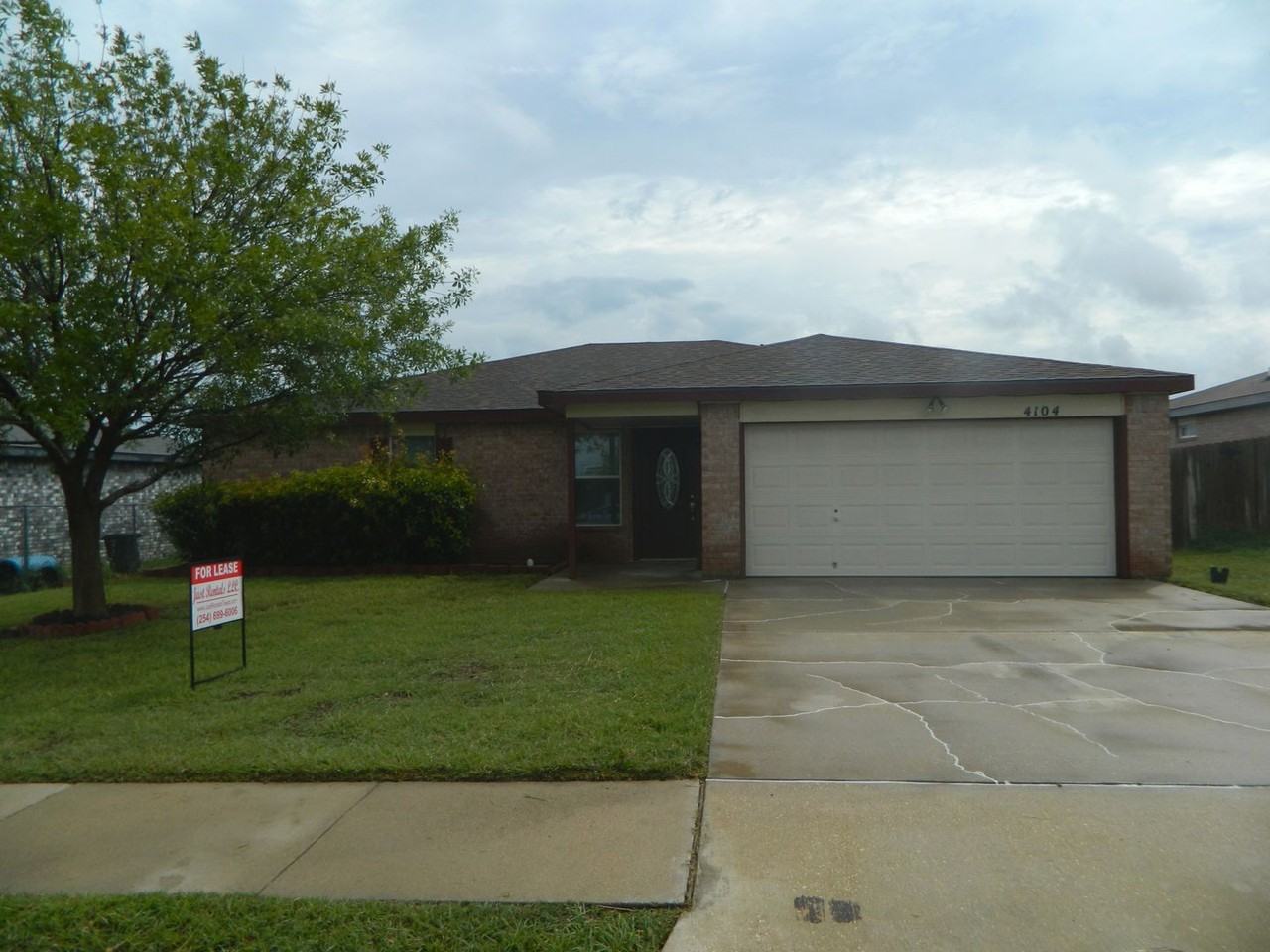 4104 Stallion Dr - Photo 2 of 24