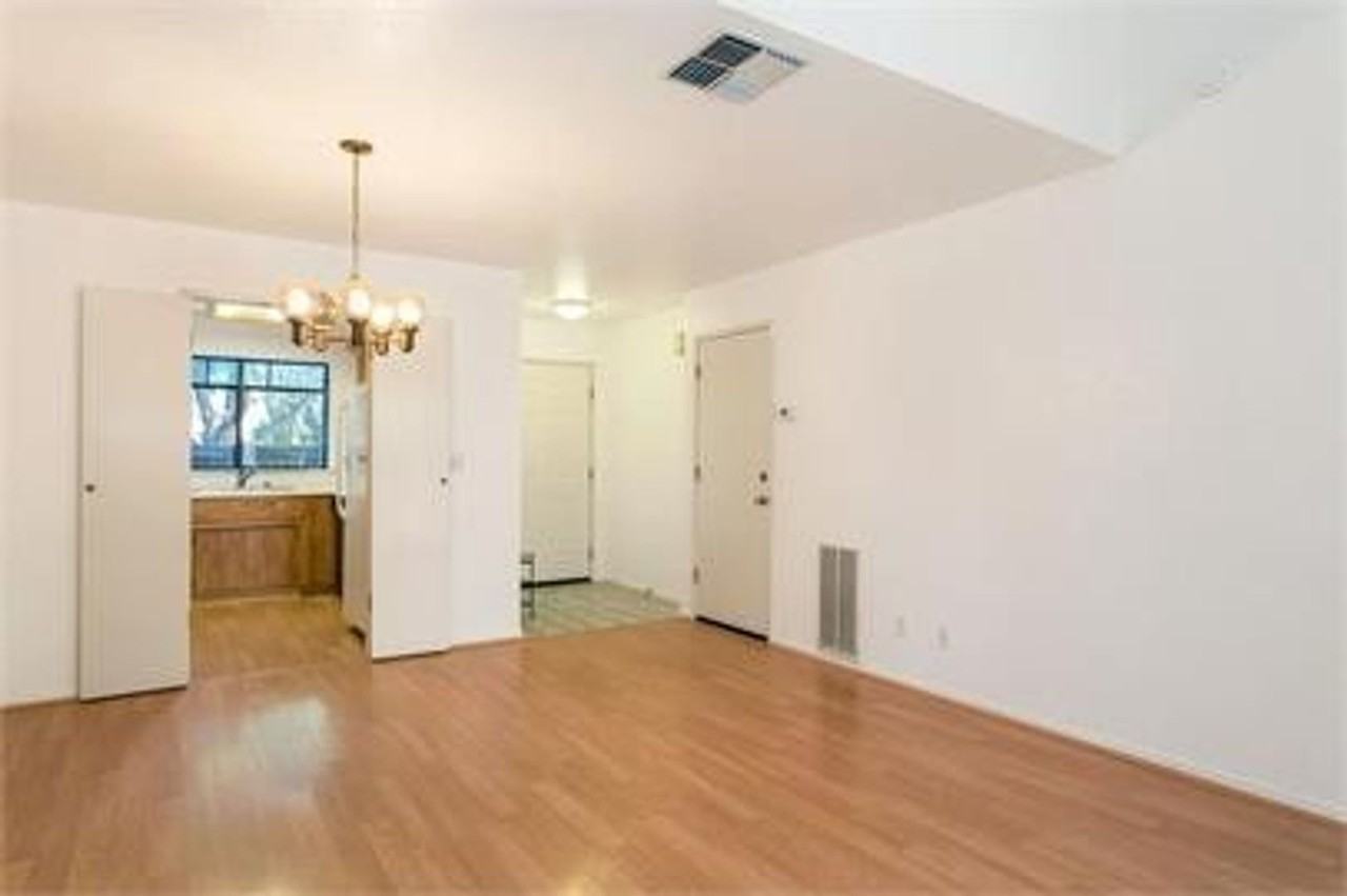 3141 Newport Ter - Photo 4 of 17