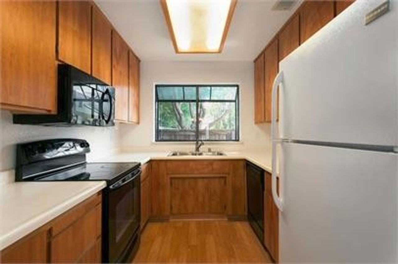 3141 Newport Ter - Photo 6 of 17