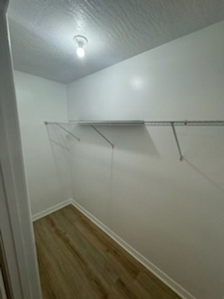 341 Mercury Ave Se #203 - Photo 6 of 12