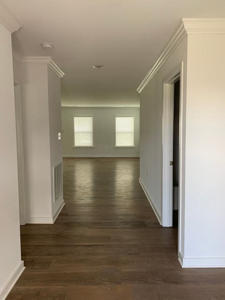 435 Dripping Spring Dr - Photo 2 of 31