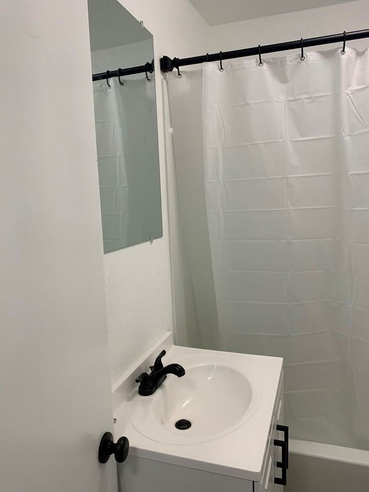 2457 Orchard Way - Photo 7 of 11