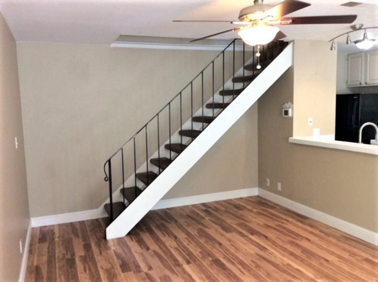 2267 Segundo Ct #3 - Photo 4 of 10