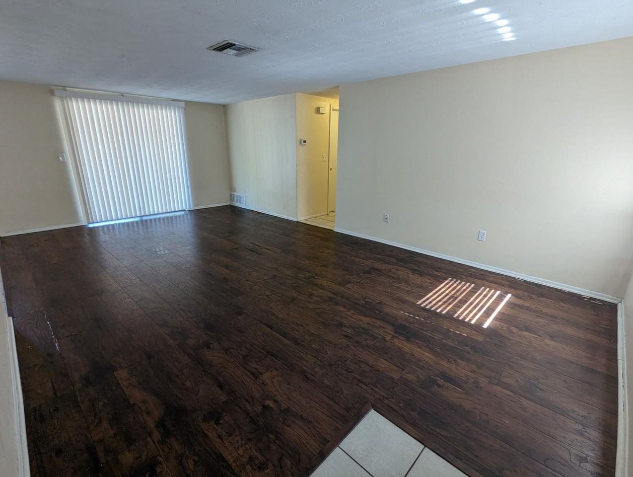 3737 Redwood Dr - Photo 3 of 15