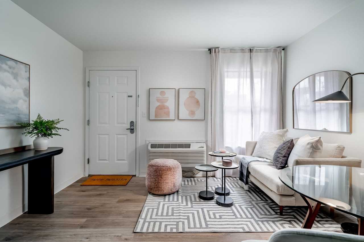 The Penleigh Branson Row - Photo 7 of 33