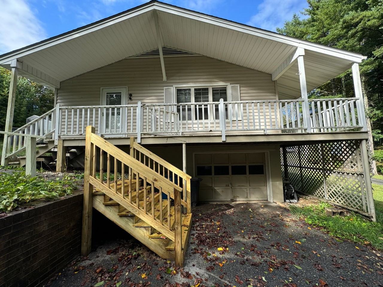 145 Pine Arbor - Photo 2 of 18