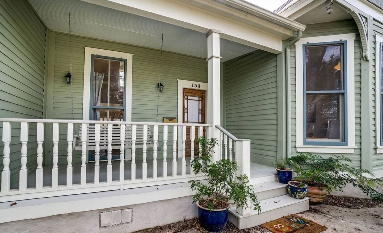 134 Callaghan Ave - Photo 3 of 18