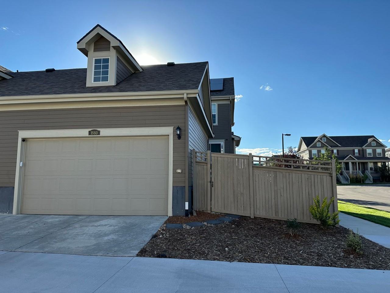 1660 Wright Aly - Photo 4 of 24
