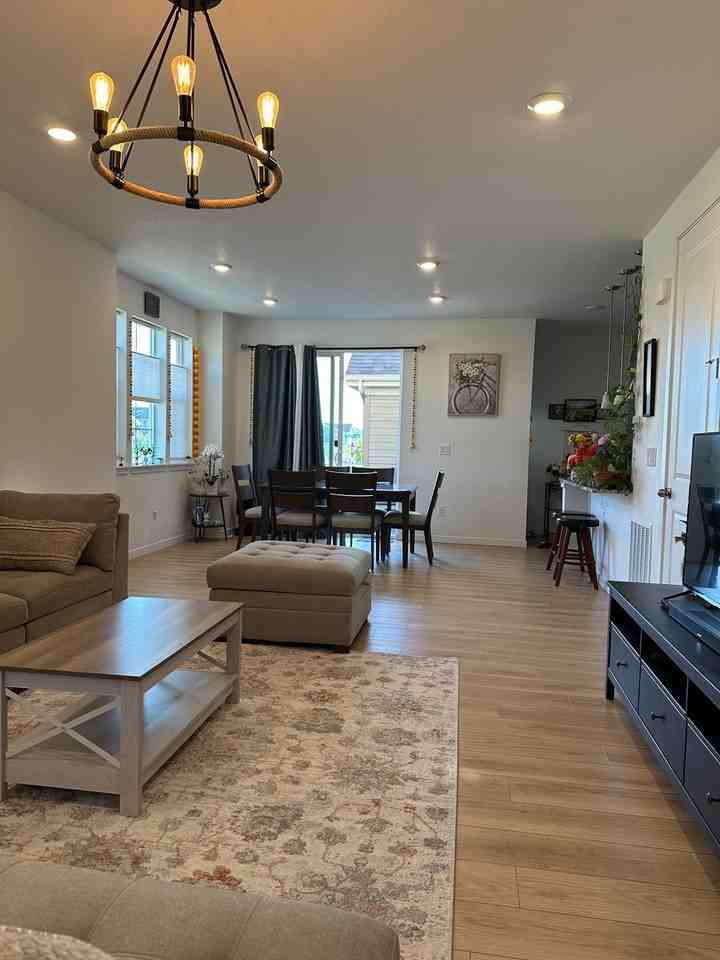 1660 Wright Aly - Photo 7 of 24