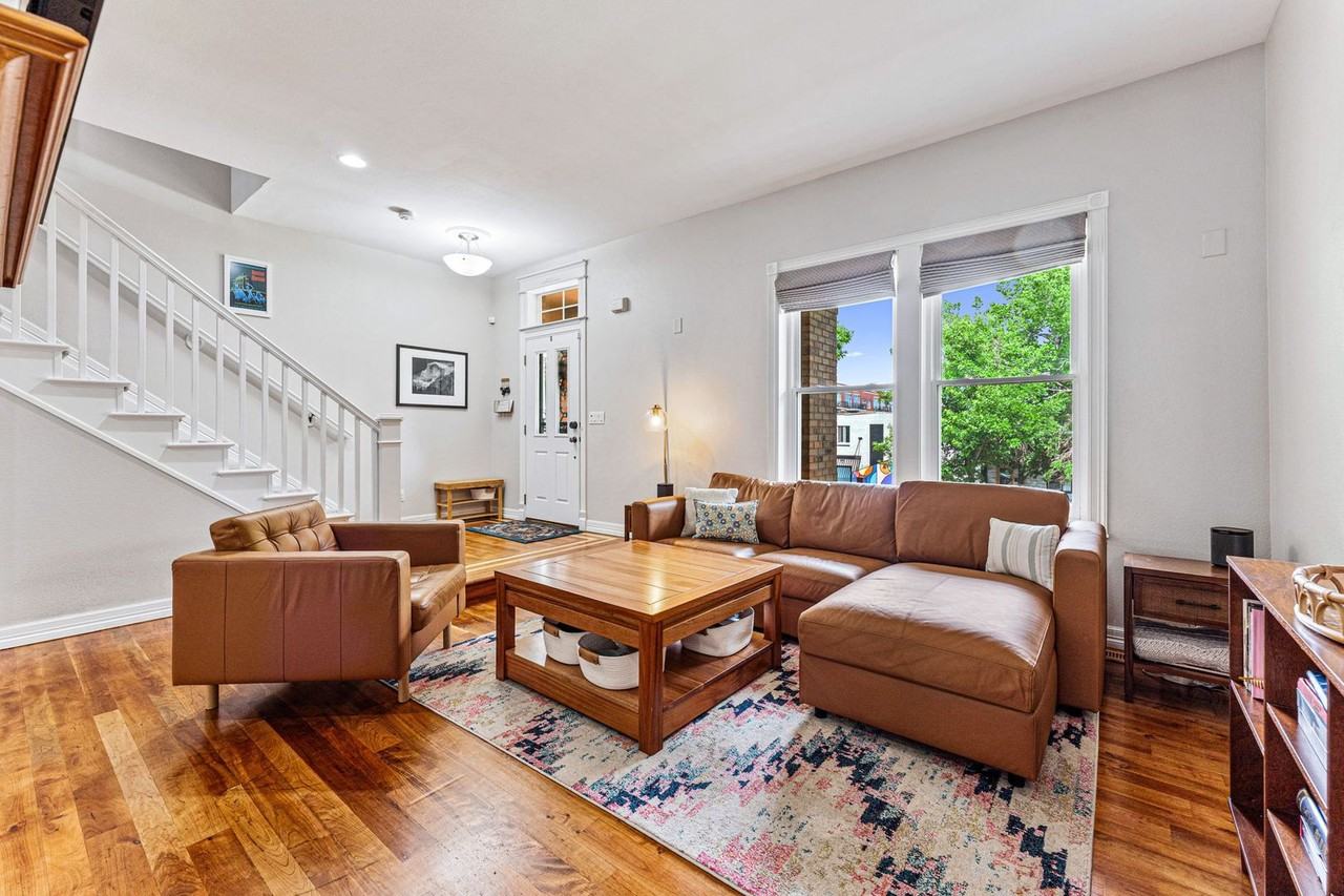 2831 Wyandot St - Photo 5 of 36