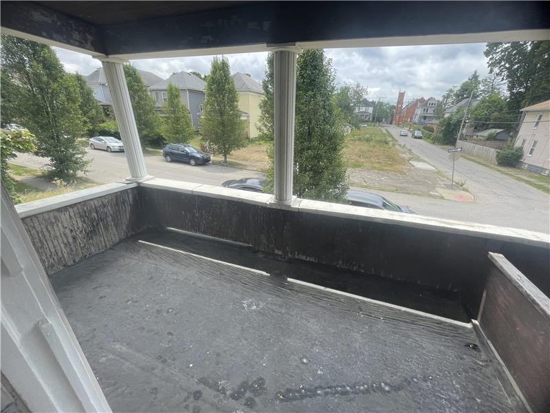 1439 Maryland Ave - Photo 3 of 25