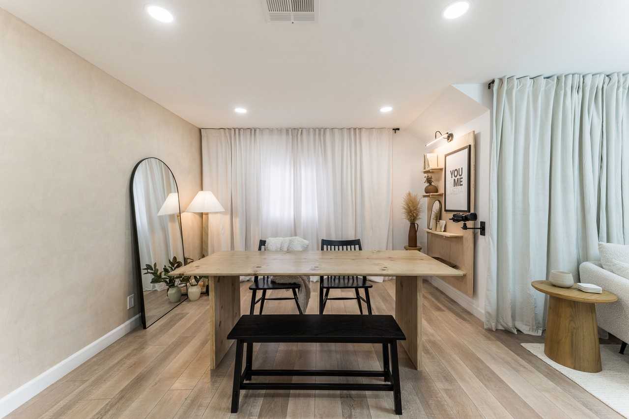 158 W Peoria St #NA - Photo 2 of 12