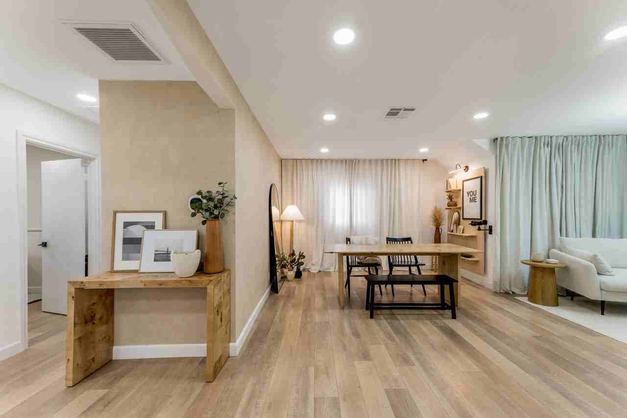 158 W Peoria St #NA - Photo 3 of 12