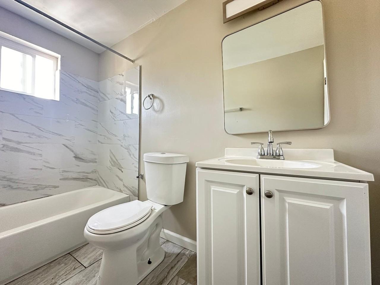 300 Main St #A11 - Photo 5 of 8