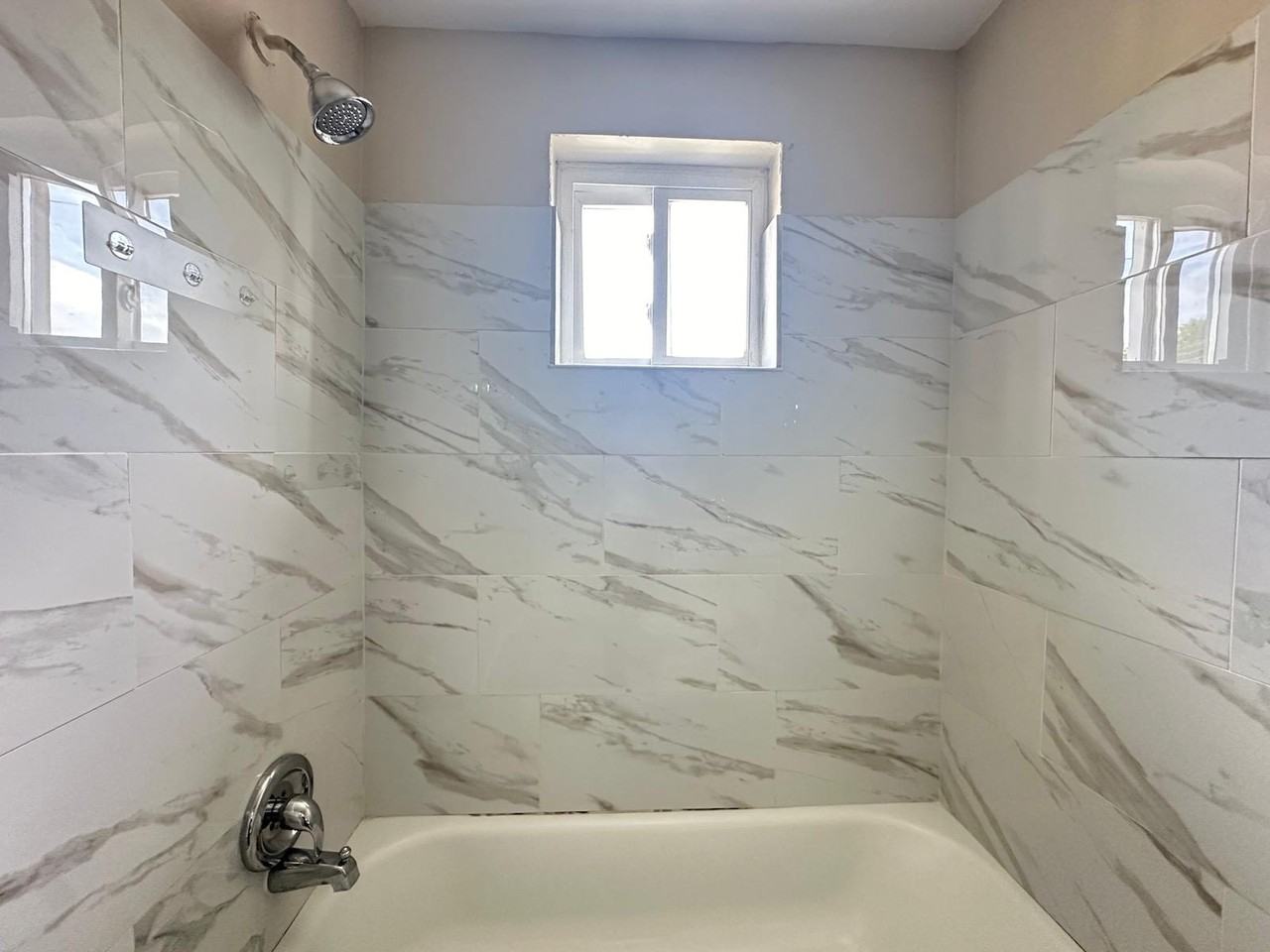 300 Main St #A11 - Photo 6 of 8