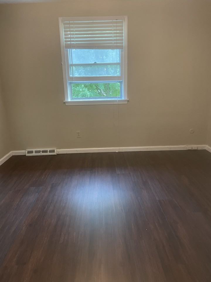 212 Sunshine Dr #LEFT - Photo 6 of 23