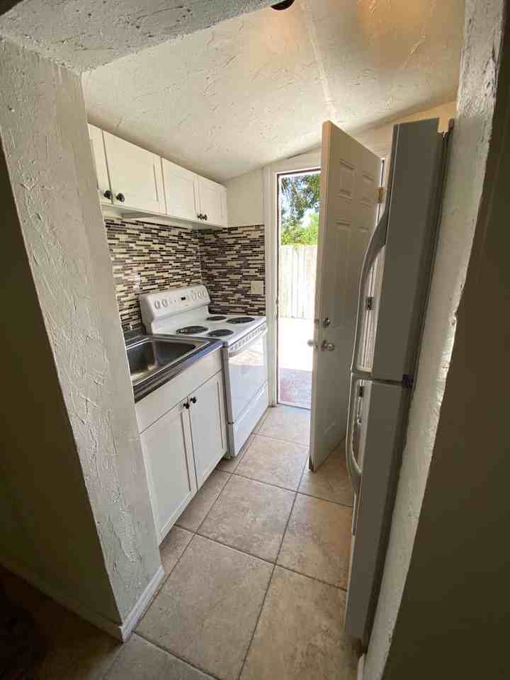 2715 Ingot Pl #NA - Photo 3 of 18