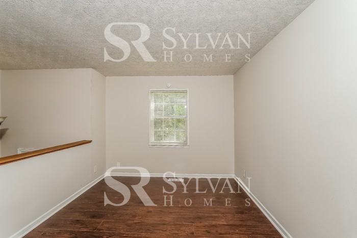 2525 Carmel Rd - Photo 2 of 15