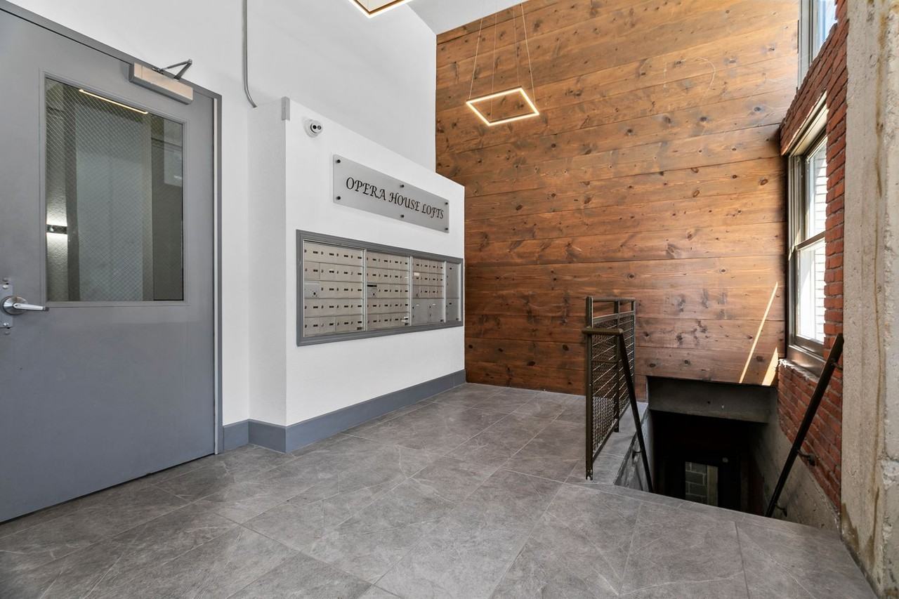 Opera House Lofts - Photo 3 of 24